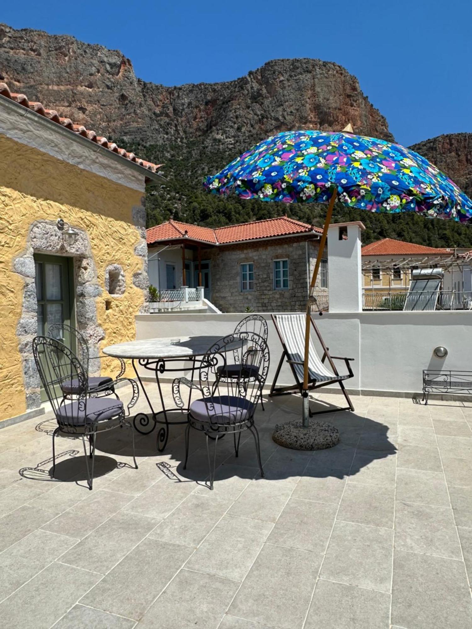 Vila Alexander House 2 Leonídion Pokoj fotografie